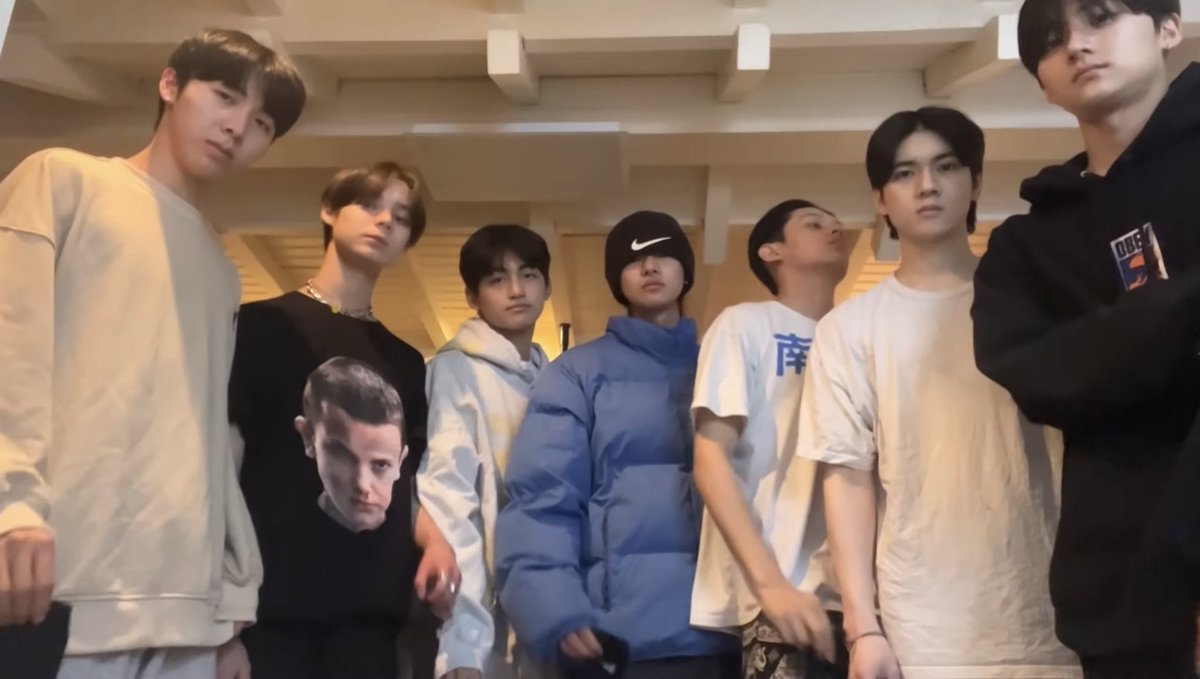 TraineeAWeverse's tweet photo. Trainee A - ‘Ain’t No Privacy’ MV

🔗 https://t.co/WdN5vx8cJ4

#TraineeAintNoPrivacy
#Give_Them_Privacy 
#TraineeA https://t.co/mz4tKBGve7