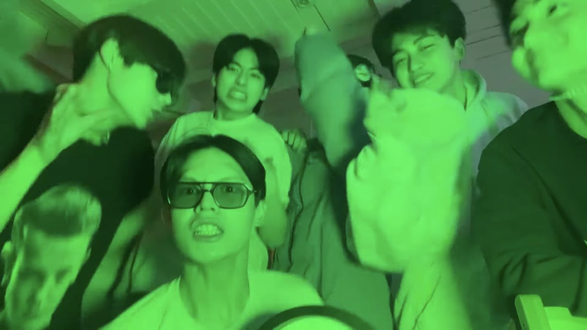 TraineeAWeverse's tweet photo. Trainee A - ‘Ain’t No Privacy’ MV

🔗 https://t.co/WdN5vx8cJ4

#TraineeAintNoPrivacy
#Give_Them_Privacy 
#TraineeA https://t.co/mz4tKBGve7