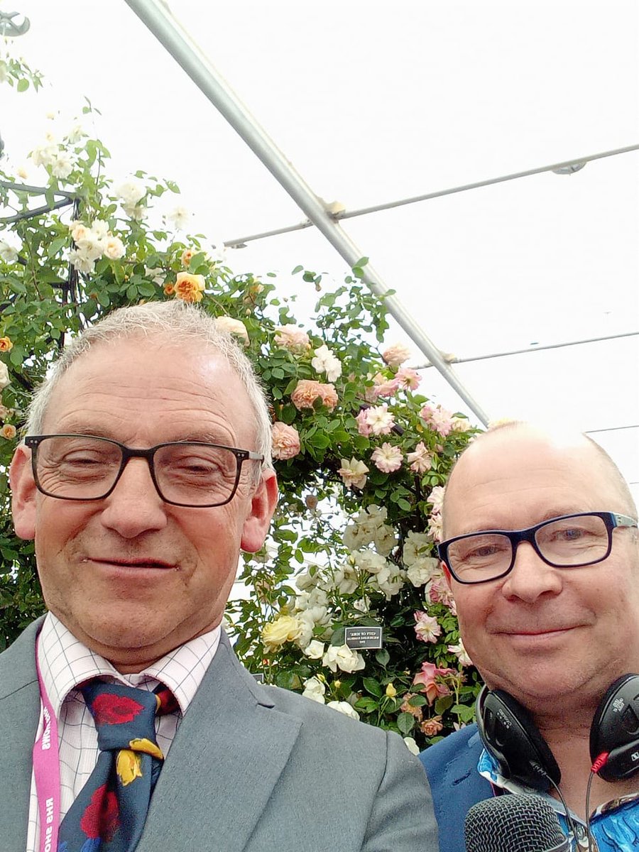 Simon will be interviewed live from our #RHSChelsea stand on <a href="/BBCNorfolk/">BBC Norfolk</a> at 4:35 today