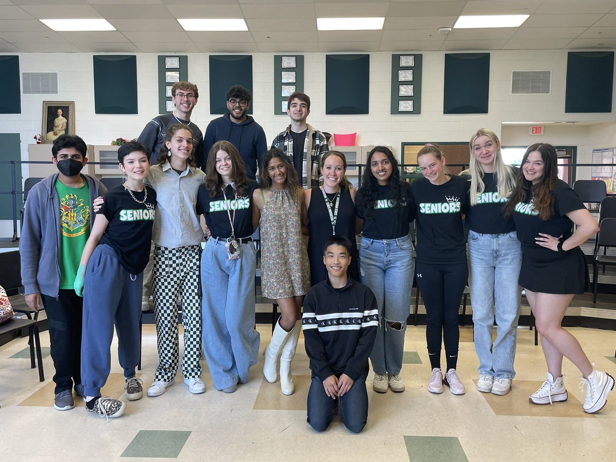 Love my Novi Singers seniors ❤️