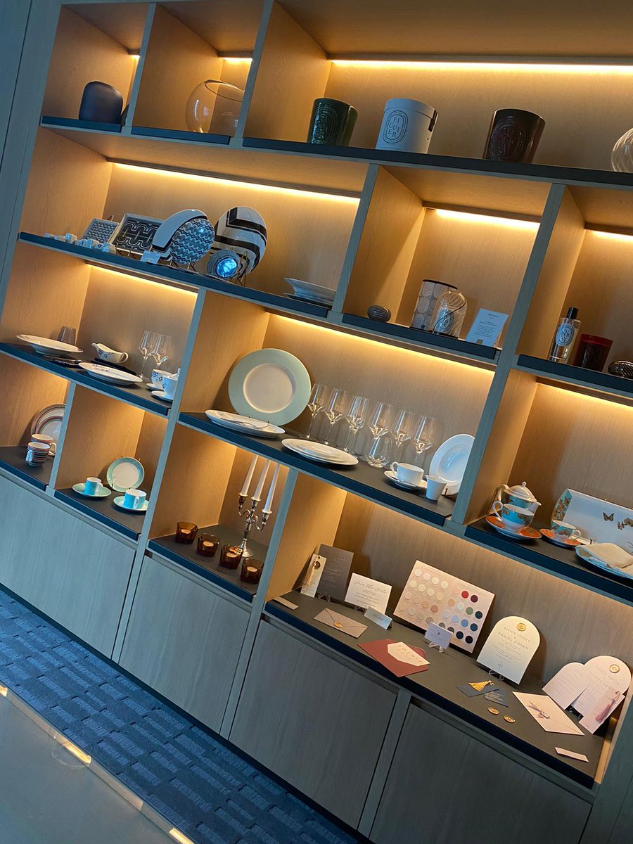 ExecSpace's tweet photo. Visited the Pan Pacific London, @TheNedLondon and Searcys at the Gerkin yesterday.

We loved the Event Emporium where event planners can create events choosing their own cutlery, china, colours etc, and the Ned table settings.

#eventprofessionals #londonvenues #eventcreation https://t.co/YxMapoXVb4