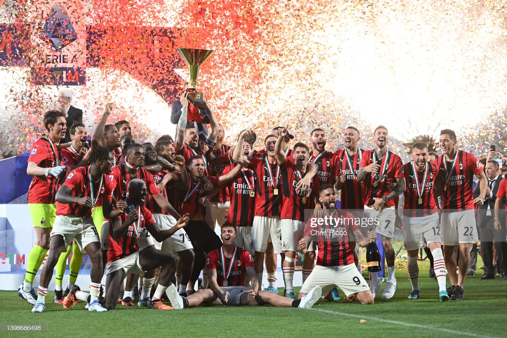 GettySport's tweet photo. Some of the best images from our EMEA Sports photographers from last week. 📸: @catherineivill/@UEFA + @mmcnultyphoto/@ManCity + @ChrisRiccoPhoto + @stephenfpond/@BritAthletics.#gettysport #bestpic #pictureoftheday #sportsphoto #sportsphotography.More 📸 👉🏼https://t.co/D9n2hvY9bf https://t.co/fqN7ONKeDf