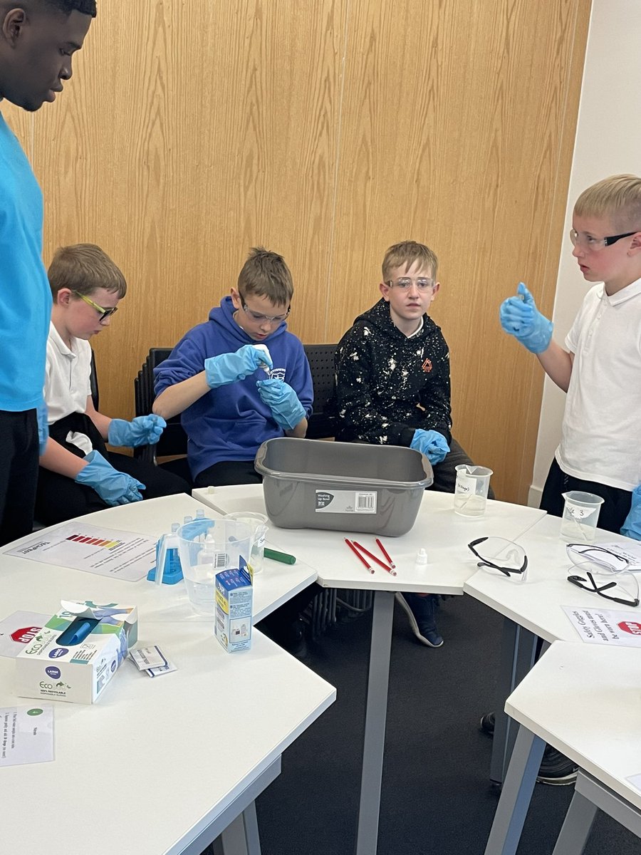 Kittybrewster School tweet media