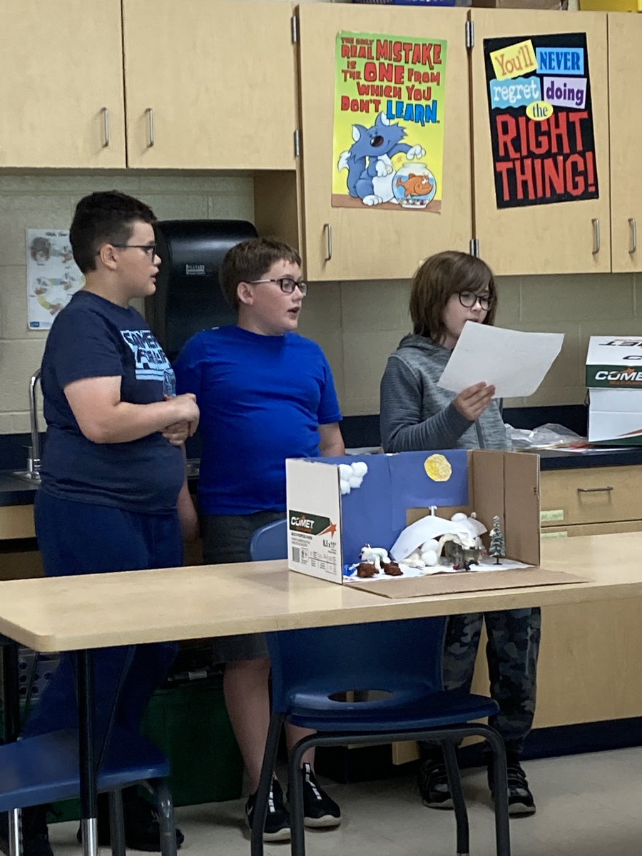 Fearless4th's tweet image. Our first four biome presentations were fantastic! So much hard work and creativity went into this boxes! #4thscience #biosphere @BearCreekEtown