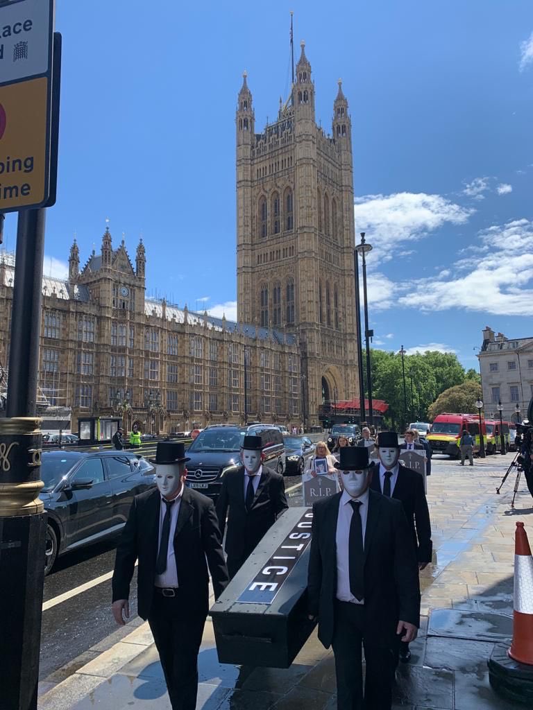 Relatives 4 Justice #NeverGivingUp tweet media