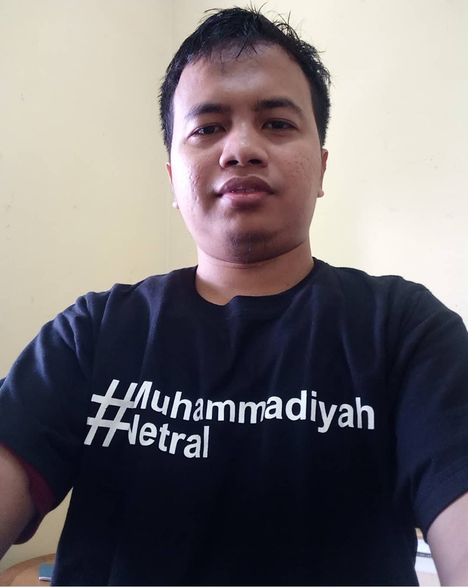 azaki_khoirudin's tweet photo. Ingat Kaos Sakral

#MuhammadiyahNetral https://t.co/4WfrT8kkSh