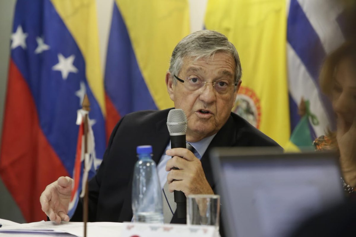 MDP_py's tweet photo. En la apertura, la defensora general @segoviaml dio la bienvenida a los miembros de la #REDPO con el augurio de que las decisiones asumidas contribuyan con la obtención de los objetivos. https://t.co/UEJ0MVv9iq