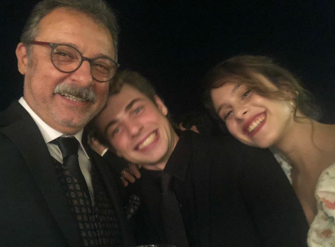 notguulumse's tweet image. golden trio&apos;m 🤍
 #egner #masumlarapartmanı