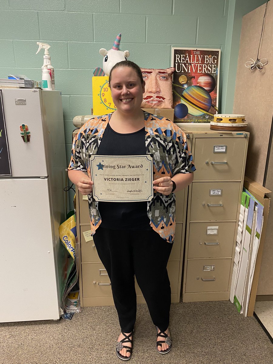 Congrats to our Shining Stars!
Bob Nash for his leadership &amp; unwavering support for Virtual staff. Tori Zieger for her dedication to educating Virtual students &amp; sharing her knowledge with teachers.