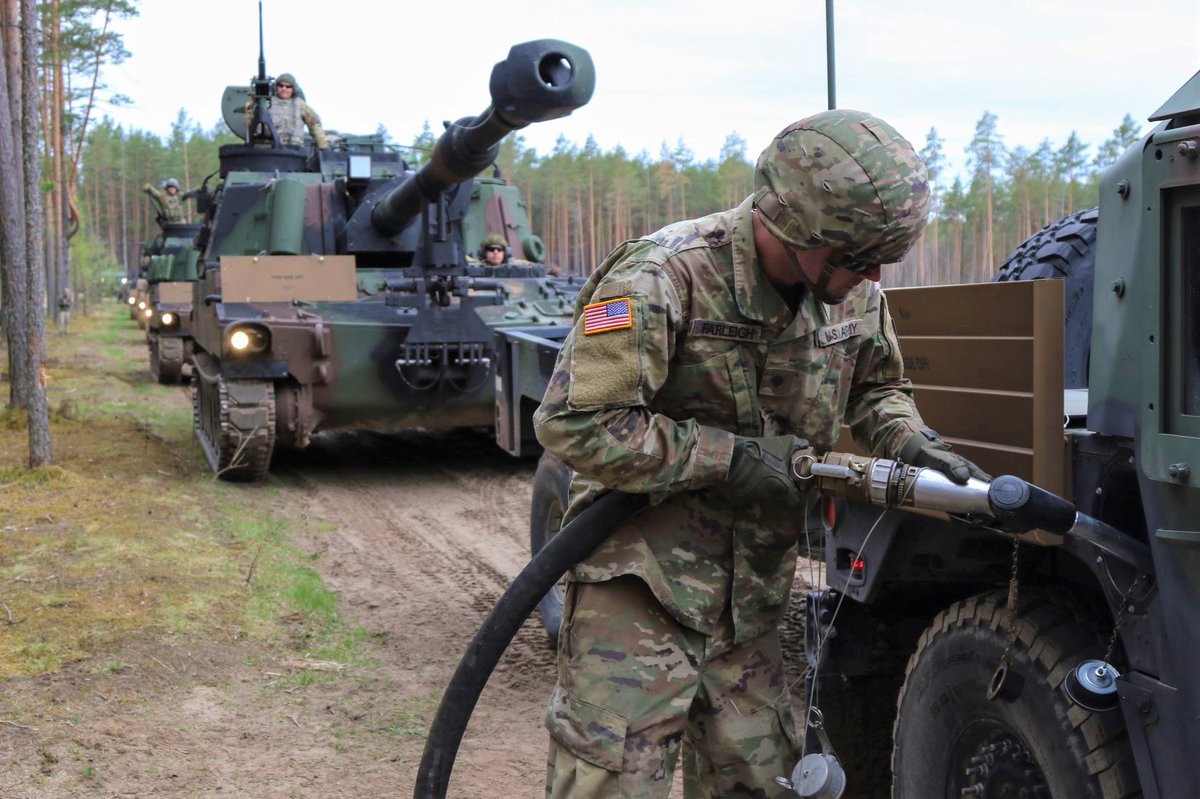 PANationalGuard's tweet photo. Soldiers with the @PANationalGuard's 1-109th Artillery Regiment, 55th Maneuver Enhancement Brigade move from cantonment into the field May 16 in Pabrade, Lithuania, to conduct live-fire artillery exercises with the M109A6 Paladin.

📷: Staff Sgt. Zane Craig https://t.co/iEGYQpeeFE
