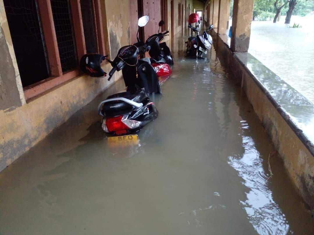 This is how the children of St. Andrew's College of Puttalam sat for the O/L examination with the assistance of the Army in the midst of the severe floods in Puttalam. #Lka
