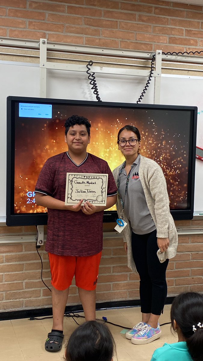realclassroom17's tweet image. During our awards ceremony we celebrated growth, success, and learning in progress! 🏆🏆🏆🏆@WorshamES_AISD #Wildcats #Acelevelup #WeareACE