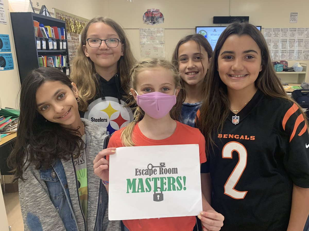 lastephens99's tweet photo. #CISTeamTenacity students conquered the Escape Room Challenge using their excellent ELA skills! #cisknights #relatecreateinnovate https://t.co/GJbB3b6jZI