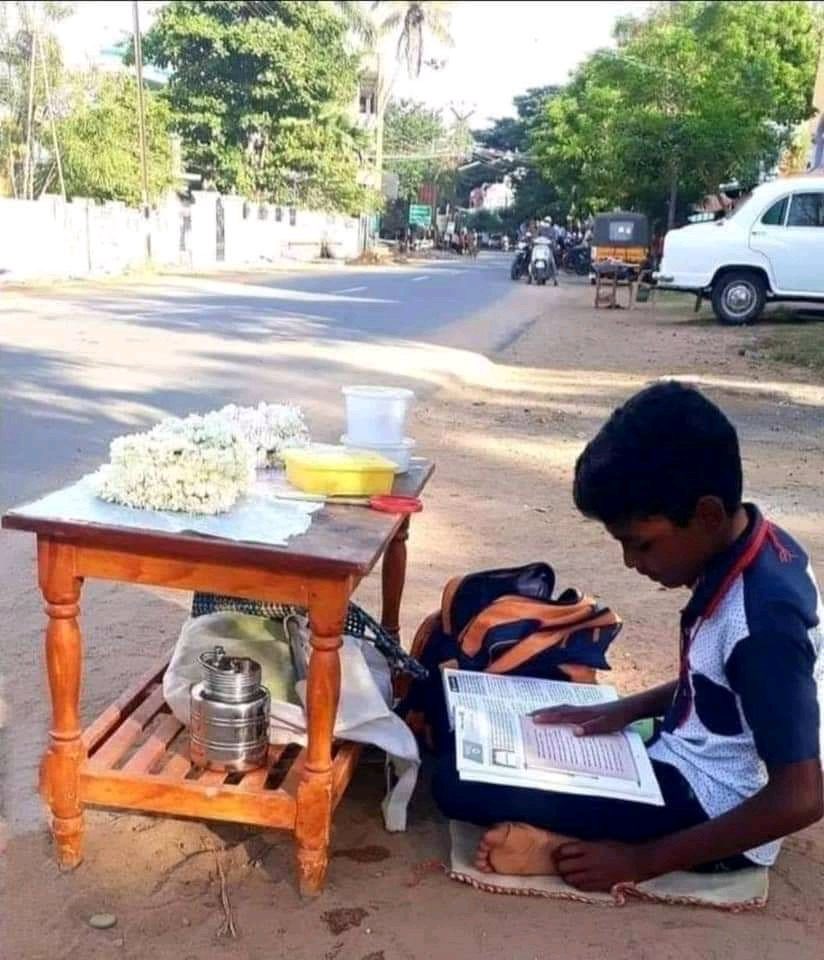 imoriginalankit's tweet photo. “हो कही भी आग, लेकिन आग जलनी चाहिए.” Thread (1/2) https://t.co/oEmITTf77r