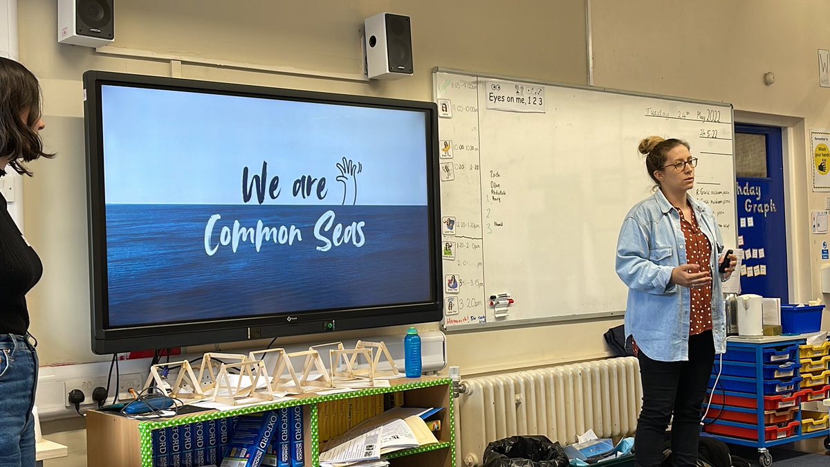 EcoSchoolsLCC's tweet photo. Our second presentation is from @KidsVplastic #CommonSeas and #PlasticcleverSchools at our #EcoTeachMeet at @ojsinfo! We’re very excited to announce we are aiming to become the first PlasticCleverCity 🌊 getting at least 50% of our schools participating! 🌊 https://t.co/N5AuaRkIQl
