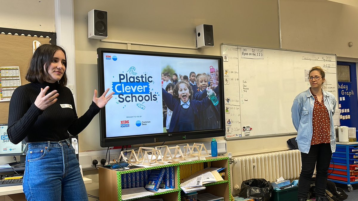 EcoSchoolsLCC's tweet photo. Our second presentation is from @KidsVplastic #CommonSeas and #PlasticcleverSchools at our #EcoTeachMeet at @ojsinfo! We’re very excited to announce we are aiming to become the first PlasticCleverCity 🌊 getting at least 50% of our schools participating! 🌊 https://t.co/N5AuaRkIQl