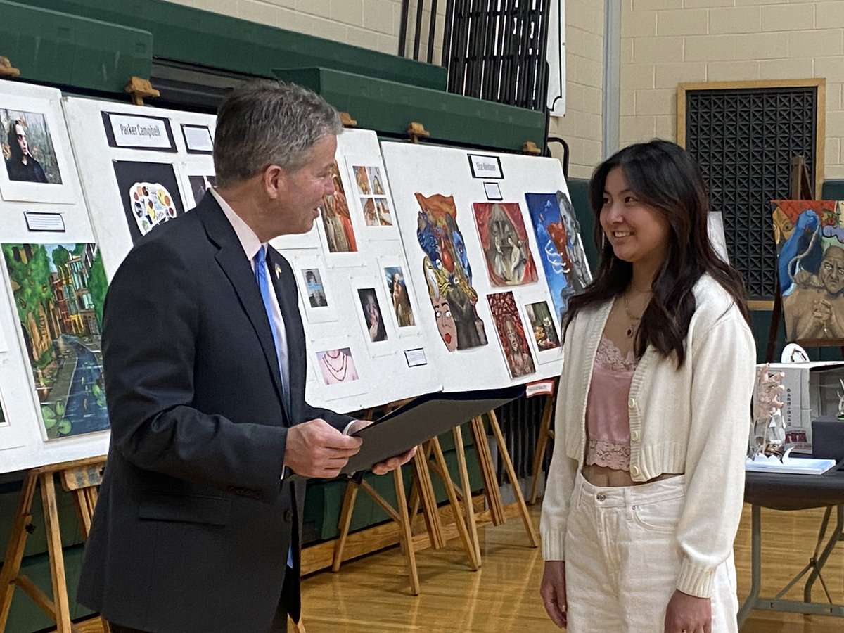 CPS_VisualArts's tweet image. Thank you to Senator Timilty for visiting the Spring Art Show and presenting this year’s Scholastic Art &amp;amp; Writing winners with Citation certificates to honor their achievements.