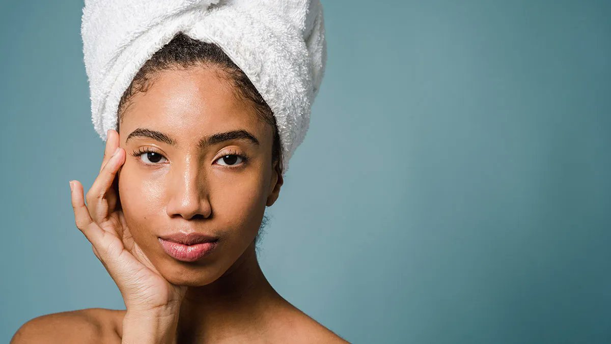 SocoDermatology's tweet photo. As we age, collagen production drops, resulting in wrinkles and sagging skin.​

There are many skincare treatments &amp; products available today that boost collagen production &amp; help your skin remain supple and smooth.​

Read our new blog post to learn more! https://t.co/IXfeiIzh12 https://t.co/CBir88aT47