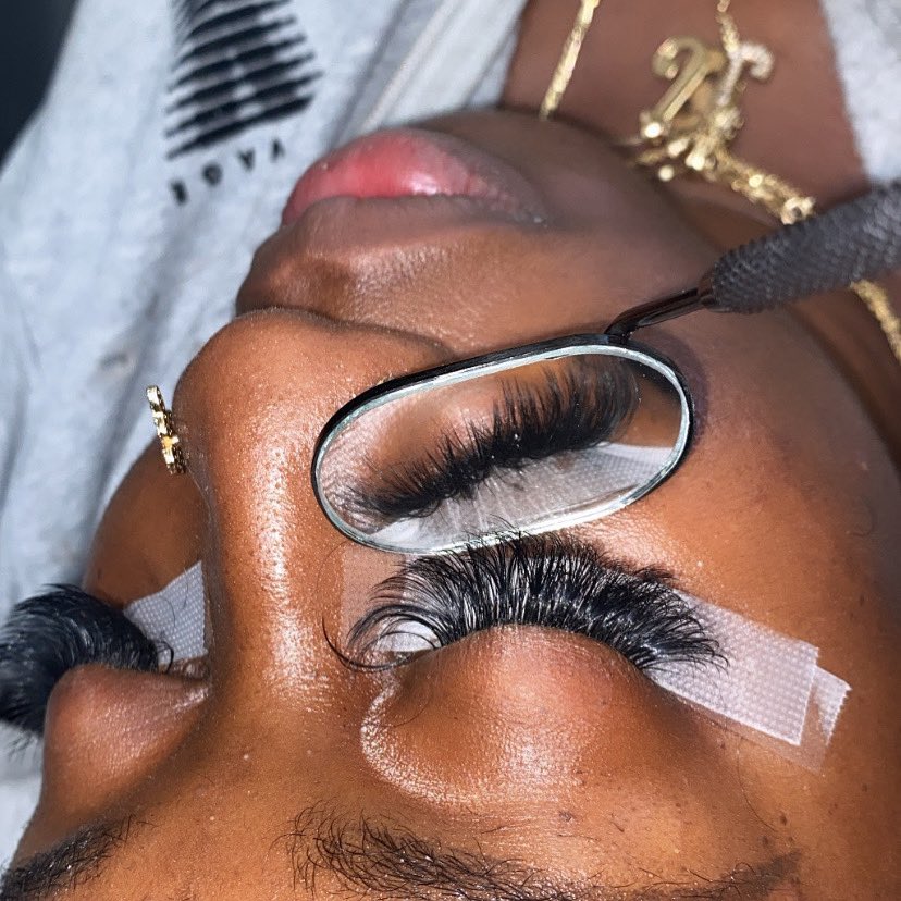 anisiasade's tweet photo. i’m taking walk-ins today!
text (424)-246-8139
$100 lashes (classic/hybrid/volume)
$50 one color full set
$65 nail art
$85 freestyles 

❌ no deposit necessary! https://t.co/ARYfBxyInz