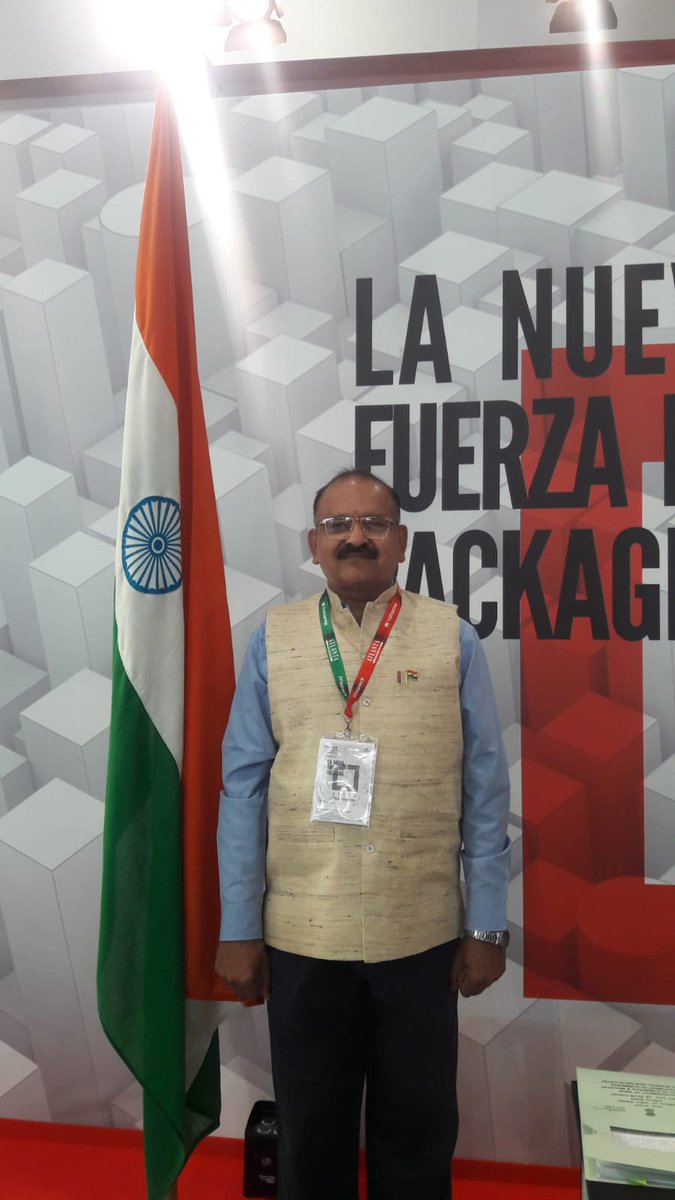 Logistics_MoCI's tweet photo. The #HISPAC2022 featured the Joint Secretary of @Logisitics_MoCI briefing various investment opportunities on India's logisitics development through PM GatiShakti NMP.
@DPIITGoI @CIPAM_India @investindia @IndiainSpain @CimGOI https://t.co/81NSEU7o83