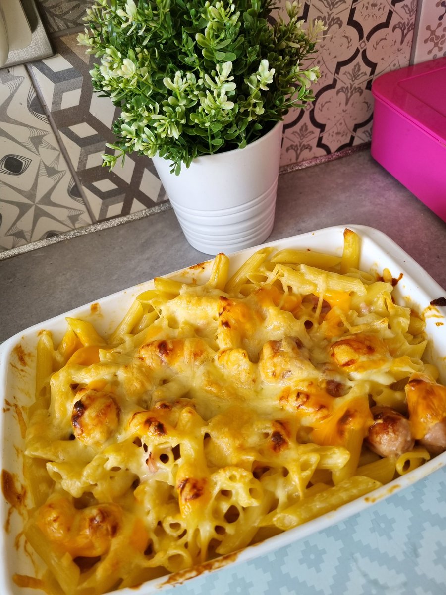 Rebecca26660661's tweet photo. Alfie enjoyed his delicious tea made from his items from @FareShareHull @FareShareUK @sidmouthschool sausage and ham cheesy pasta bake.. https://t.co/lmPtnImFya