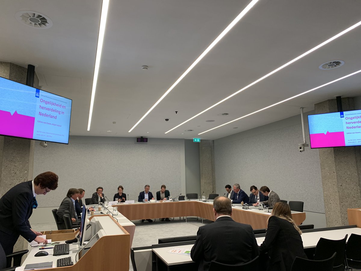 SuvaGi's tweet photo. Nu toelichting door Arjan Lejour op https://t.co/JiYGIrlpwi aan de commissie Financiën in de Tweede Kamer @CPBnl https://t.co/BpNUfdfqfY