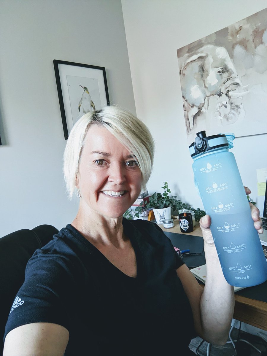 ThrivewithMilka's tweet photo. #1 of the 5 Basics to a Nourished Life is STAY HYDRATED 💦 Don't forget most of your body is made up of water. Like a car needs fluids to run properly...so does your body 🏎️💦🚶🏼♀️
#IBD #colitis #BacktoBasics #5Basics #stayhydrated #nourishedlife #wellness #ittakesguts #healthylife https://t.co/pmLjC4HOLP
