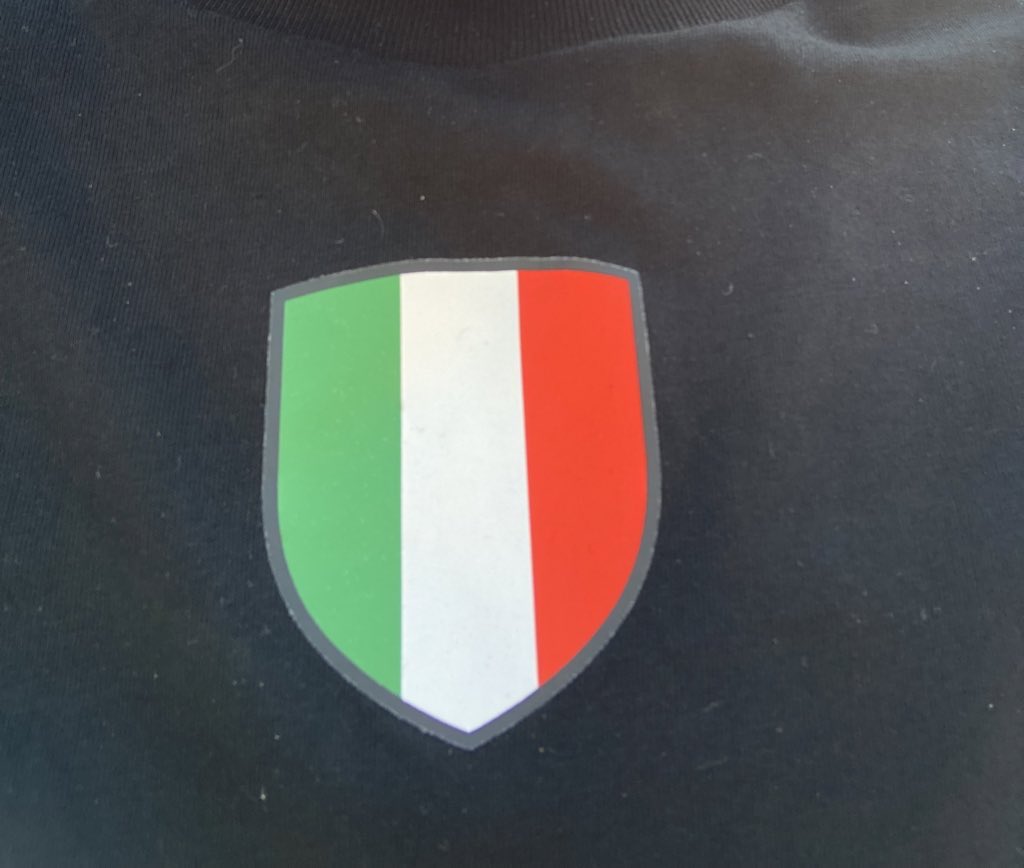 farted94's tweet photo. Arriviamo a maggio punto a punto e allora qui ci si diverte. Eccome. Il fuoriclasse Beppe decide di servirsi di tutte le #sponde (giornalai) a disposizione e comincia una serie di porcherie mediatiche QUOTIDIANE per 22 giorni

Ma è tutto inutile: I CAMPIONI DELL’ITALIA SIAMO NOI https://t.co/vfJMiKxxqP