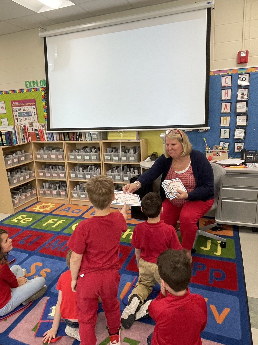 Kindergarteners are celebrating their last day in Team Read! Thank you <a href="/franksenreads67/">Traci Franksen</a> for helping us climb the reading mountain! #cherokeeinspires #findingjoy67