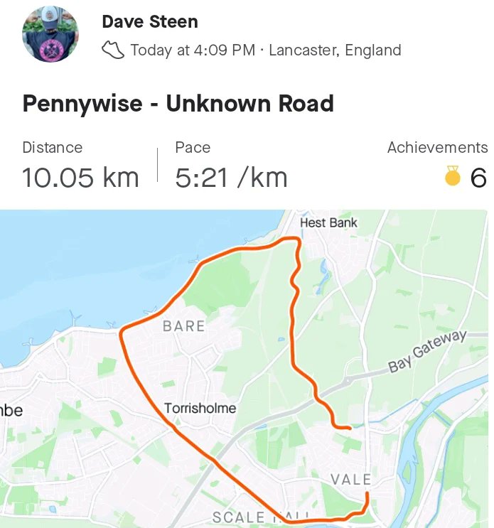 Cakesniffer77's tweet photo. "Take it easy" said the dentist as I left this afternoon... 10k is taking it easy, right? π 18 dogs (1.8DpKm) and an entire squadron of seagulls. @runningpunks listened to Pennywise - Unknown Road. #cheeseit https://t.co/BTnFmY1kG6