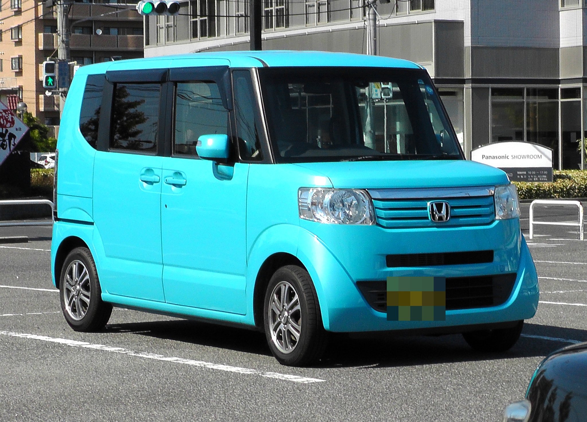 تويتر 則さん على تويتر ホンダのn Box 何か初めて見たカラーだなと こんな色味あるとは 新鮮と言うか標準色なのかね T Co Uu3emjbq9b