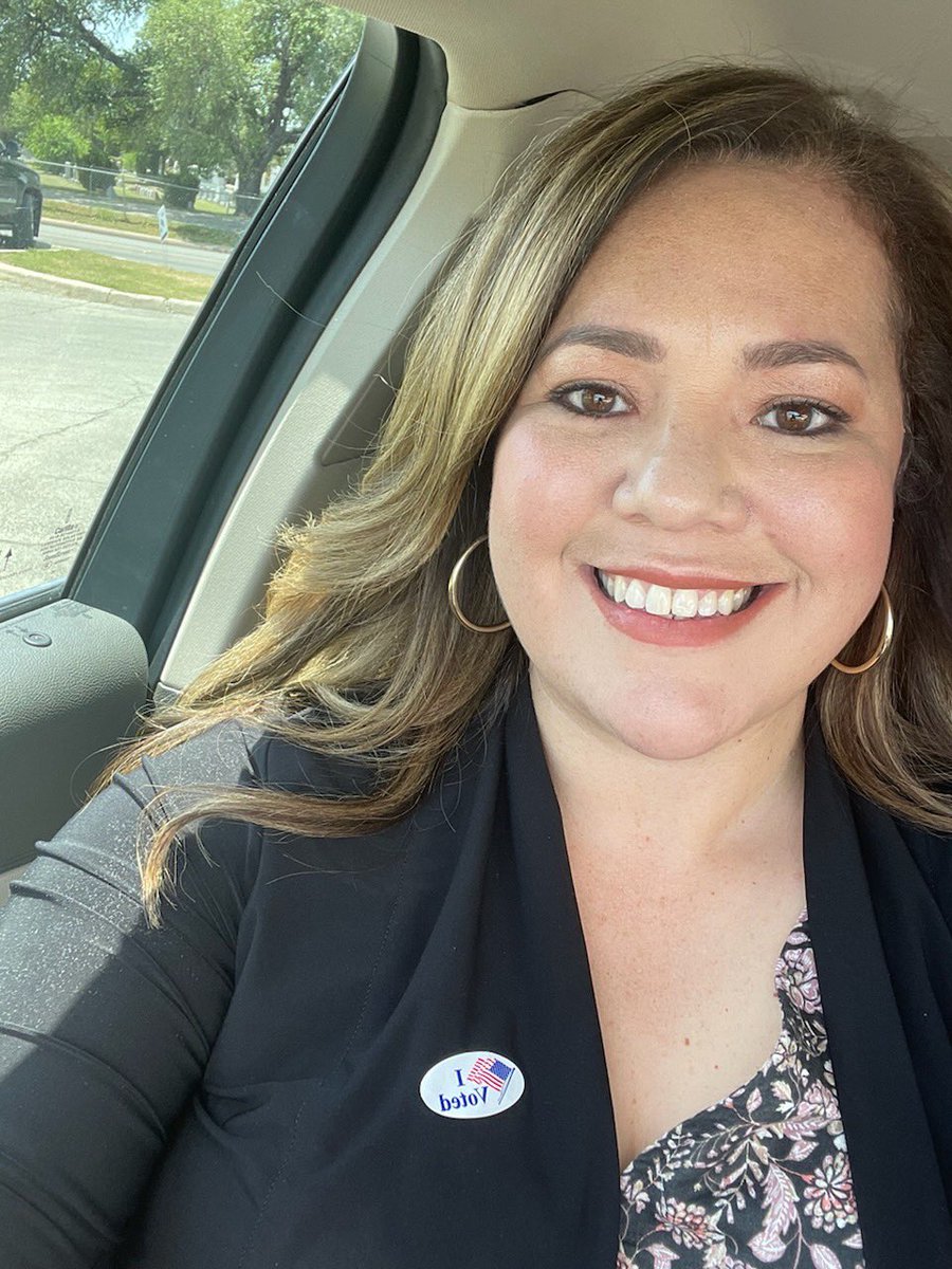 JudgePeterSakai's tweet photo. Ivalis Meza Gonzalez proudly casted her vote for Sakai for #BexarCountyJudge! Thank you, Ivalis, for your support as I run for #CountyJudge. Together, we can build a bridge to a brighter future for #BexarCounty. 

Polls close at 7 P.M., y’all! There’s still time to vote! https://t.co/ftM61f3y3c