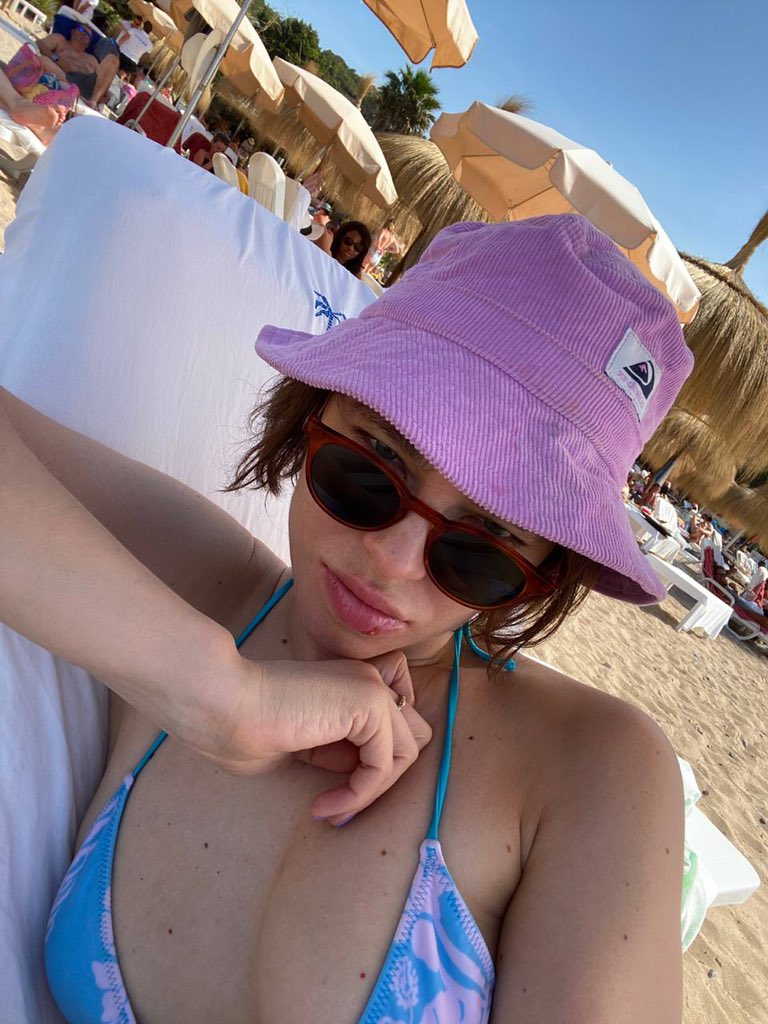 Nina Kraviz (@ninakraviz) on Twitter photo 