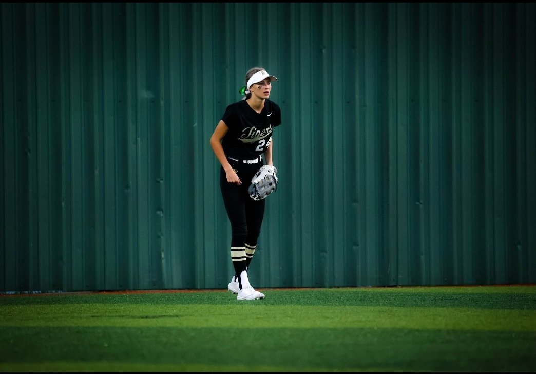BHS Tiger Softball tweet media