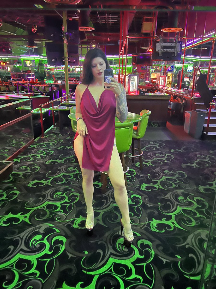 Carson Crawford ✨ findom tweet media