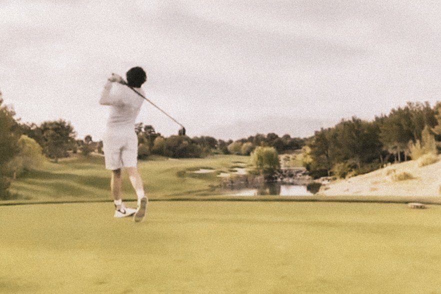taejinkoofilms's tweet photo. jin and taehyung playing golf ⛳🏌️ https://t.co/yJuwmX8zJQ