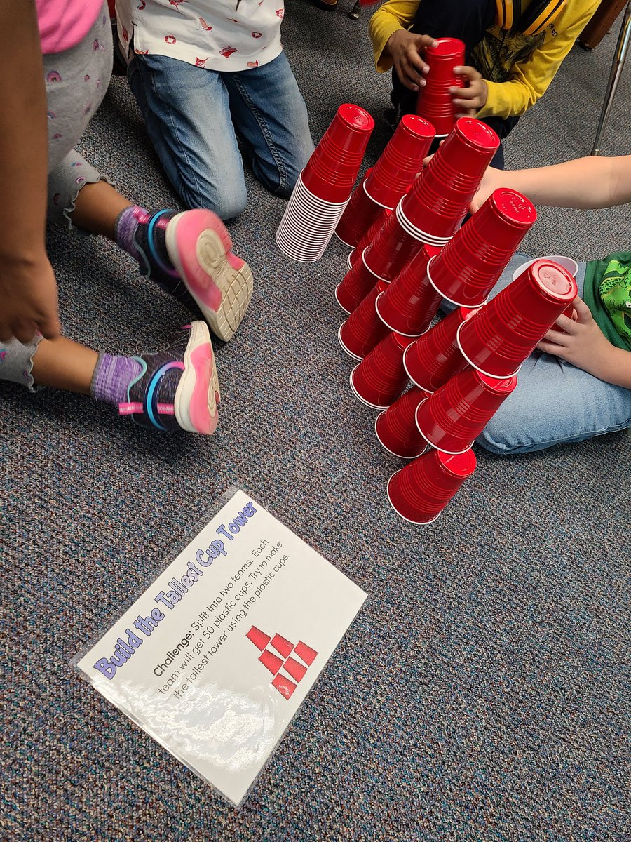 knsmediacenter's tweet photo. 1st grade read @andreabeaty 's Iggy Peck, Architect and became little architects in stations 🌁 https://t.co/CZNTNIyJum