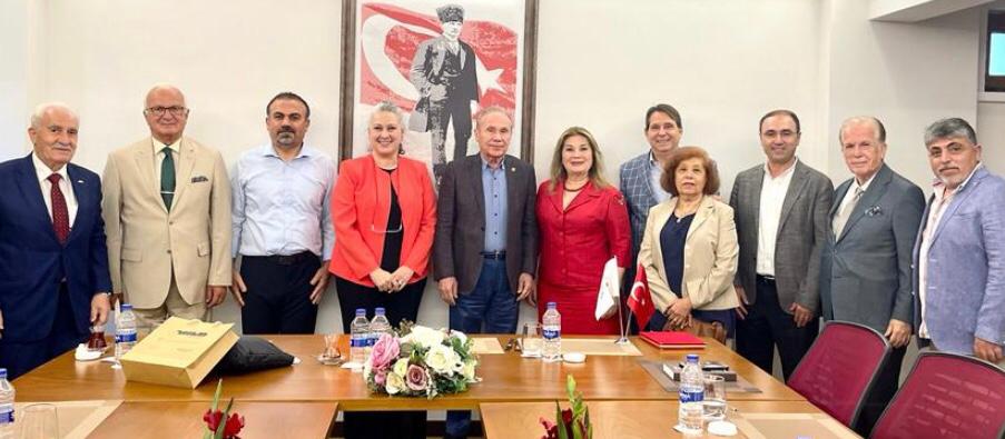 İZMİR Platformu aylık toplantısında iki değerli bilim insanı Prof. Jülide Kesken ve Prof. Özkan Yıldız’ı ağırladık, yaklaşan seçimleri konuştuk.. Muhteşemdi..