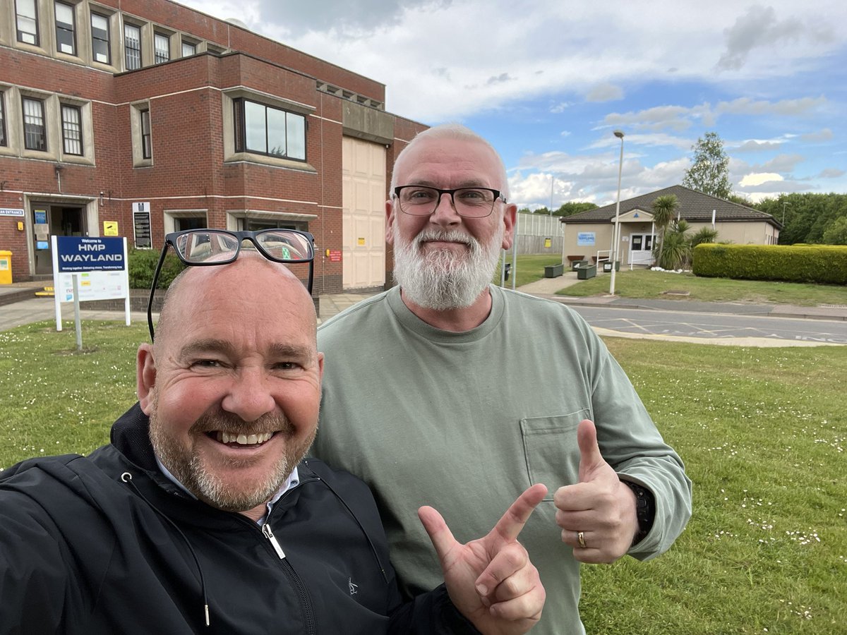 Gethin Jones tweet media