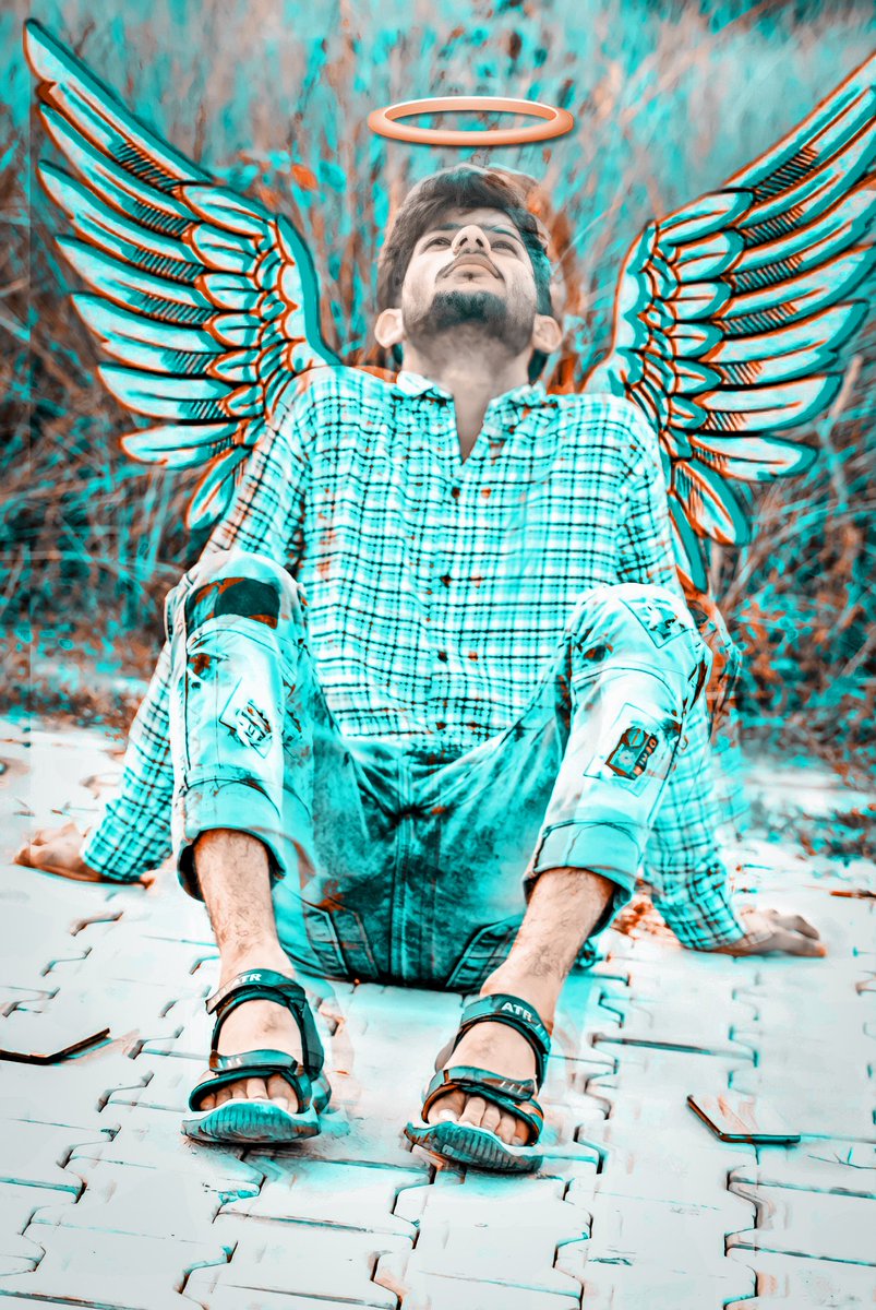 rx_fazzu's tweet photo. ज्यादा कुछ नहीं बदला उम्र बढ़ने के साथ , बचपन की ज़िद समझौतों में बदल जाती है। https://t.co/368Mcv0FFd