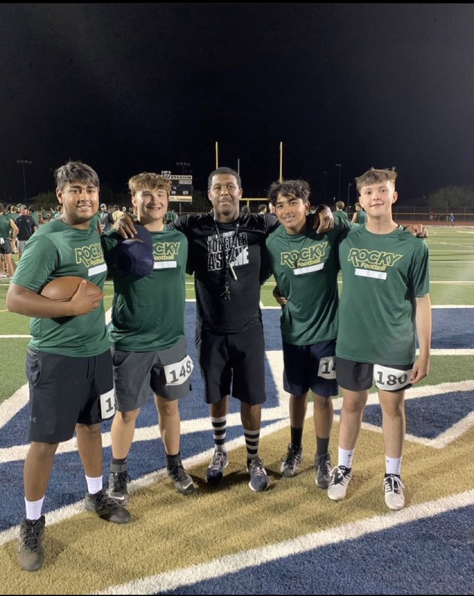 Dhruv Rattan 6’2 202lbs QB 2023 tweet media