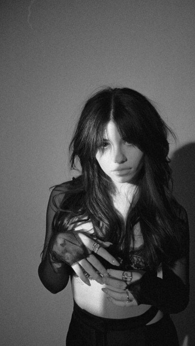 nessa barrett is the Q U E E N