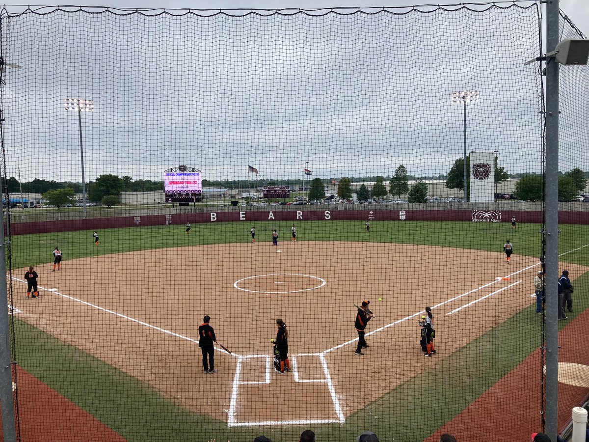 MrOisBrainy's tweet photo. Jasper Lady Eagles getting ready for the Class 1 State Softball Championship! #mshsaaorg #mshsaa #eaglepride https://t.co/hidB1aHIqG