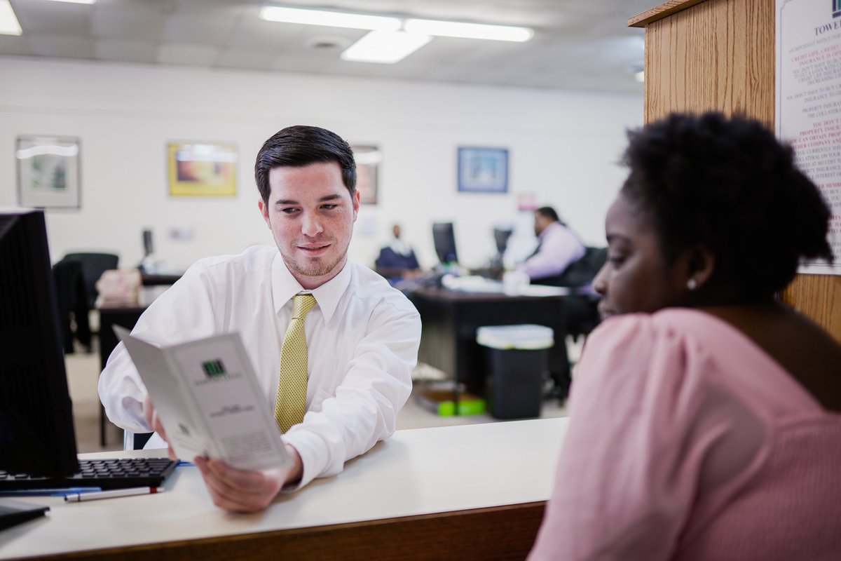 MooreMediaGroup's tweet image. A few shots from our latest Tower Loan shoot 📷 We love helping them step up their employee recruiting effort!