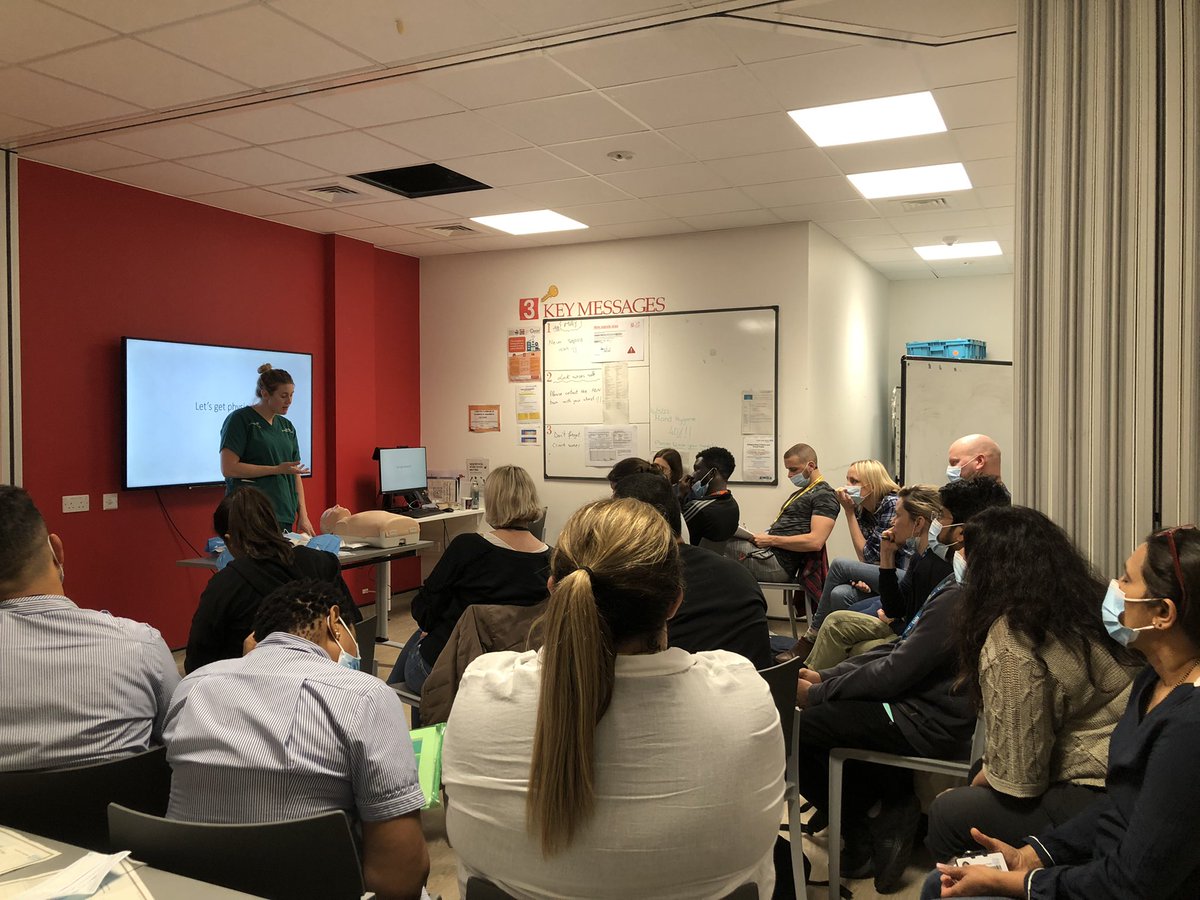 croydonruthie's tweet photo. Great day training our ED team today, multidisciplinary teaching and covering a wide variety of ED topics.
Teamwork makes the dream work 😊
#NHS
#trainingday
#teamwork
#education
#alwayslearning
#proudtocare
#fromnovicetoexpert
@croydonhealth https://t.co/j9VEUKd2TV