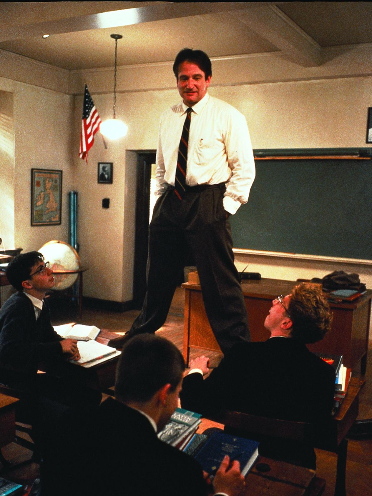 dead poets society film review