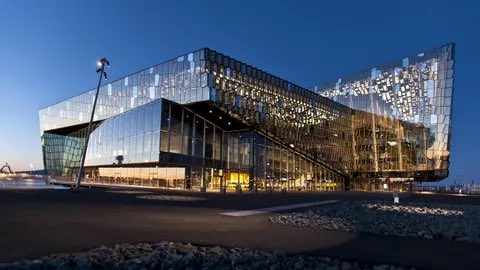 AndyCoddVT's tweet photo. @vtdigger May I suggest a Iceland inspired venue https://t.co/89XNMGa6KC