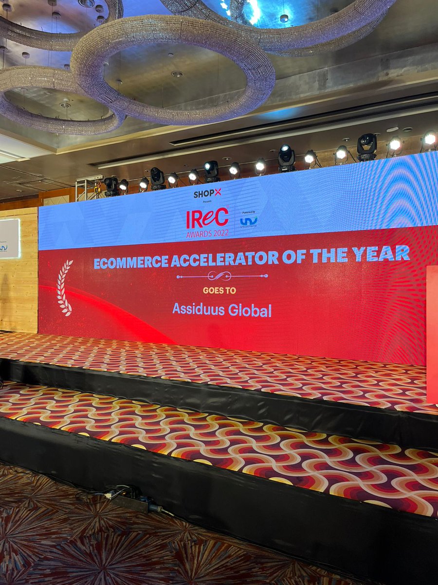 assiduusglobal's tweet photo. Our Founder @DrSomdutta accepting the award for Assiduus winning the E-commerce Accelerator of the year“D2C India 2022” at the Sheraton Grand Bangalore Hotel at Brigade Gateway..
#accelerator #brands #ecommerce #assiduus #d2cbrands #ecommerceaccelerator #IReC2022 https://t.co/zYG05ILecG