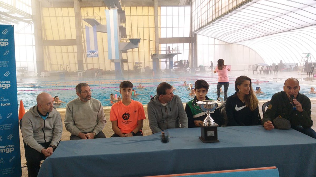 Acompañando a la natación , el padel y el atletismo en sus torneos del finde. 1600 deportistas  llegaran  competir  en 3 torneos nacionales de menores e infantiles. Estaremos trabajando junto a sus dirigentes.
<a href="/FenbasNatacion/">FeNBAS Natación</a> 
<a href="/padel/">padel</a> 
<a href="/mariaperalta77/">@mariaolimpica</a> 
<a href="/DeportesMGP/">Deportes Mar del Plata</a>