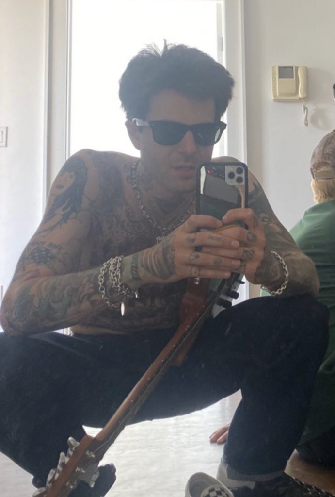thinking about jesse tweet media